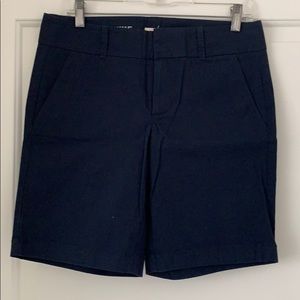Navy shorts 6 inch inseam